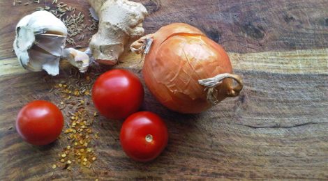 All you need for a basic Indian curry - 10 key ingredients