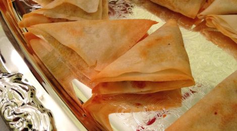 Looking for good appetizers? Indian finger food ideas for your holiday party